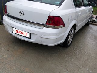 2011 Opel Astra H Рестайлинг, белый, 400000 рублей, вид 4