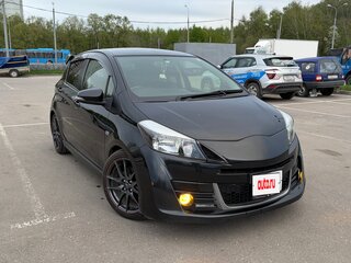 2015 Toyota Vitz III (XP130) Рестайлинг, чёрный, 1245000 рублей, вид 1