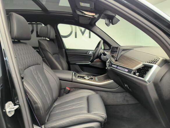2026 BMW X5 30d IV (G05/G18) Рестайлинг, чёрный, 16100000 рублей - вид 9