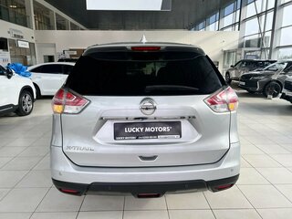 2017 Nissan X-Trail III Рестайлинг, серебристый, 1895000 рублей, вид 5