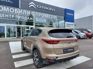 2018 Kia Sportage IV Рестайлинг, коричневый, 2120000 рублей, вид 5