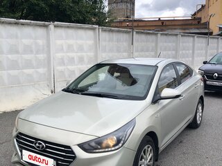 2018 Hyundai Solaris II, бежевый, 990000 рублей, вид 1