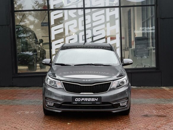 2015 Kia Rio III Рестайлинг, серый, 899000 рублей - вид 2