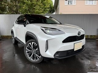 2023 Toyota Yaris Cross I, белый, 1348017 рублей, вид 1