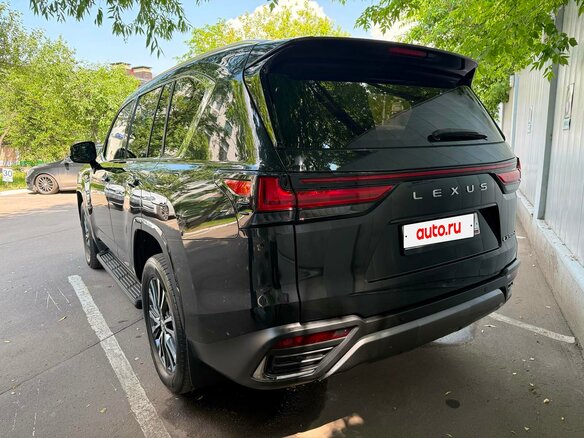 2022 Lexus LX 500d IV, чёрный, 13800000 рублей - вид 2