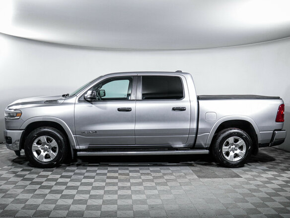 2024 Ram 1500 Quad Cab V Рестайлинг, серый, 7000000 рублей - вид 7