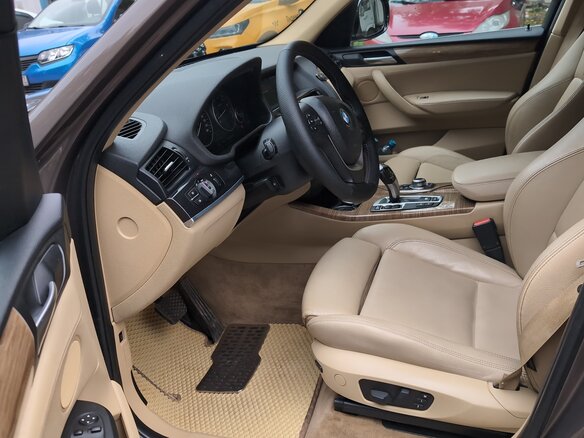 2012 BMW X3 28i xDrive II (F25), коричневый - вид 4