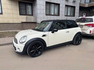 2013 Mini Hatch Cooper II (R56) Рестайлинг, белый, 1000000 рублей, вид 2