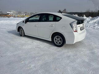 2011 Toyota Prius III (XW30), белый, 820000 рублей, вид 5
