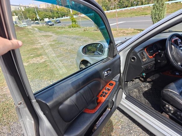 2005 Hyundai Sonata ТагАЗ IV (EF) Рестайлинг, серебристый, 350000 рублей - вид 16
