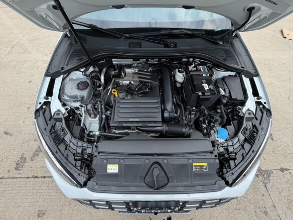 2023 Audi A3 35 TFSI Long IV (8Y), белый, 2090000 рублей - вид 22