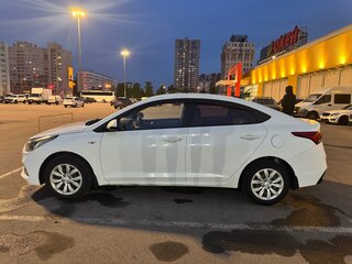 2019 Hyundai Solaris II, белый, 850000 рублей, вид 5