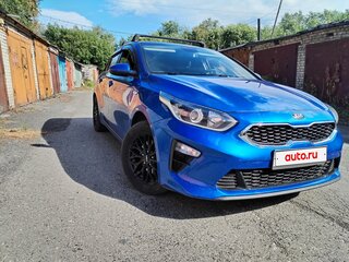 2018 Kia Ceed III, синий, 1520000 рублей, вид 1