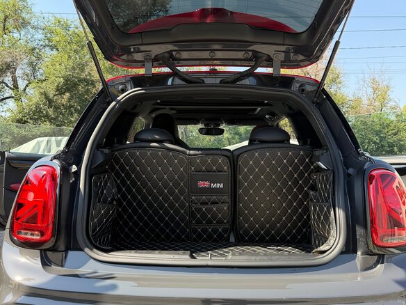 2019 Mini Hatch JCW III (F55/F56) Рестайлинг, серый - вид 8