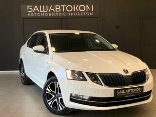 2018 Skoda Octavia III (A7) Рестайлинг, белый, 1880000 рублей, вид 2