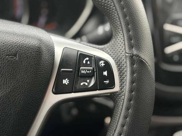 2018 Lada (ВАЗ) Vesta SW I, серебристый, 927000 рублей - вид 14