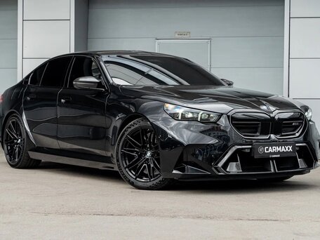 2024 BMW M5 VII (G90), чёрный, 18490000 рублей, вид 2