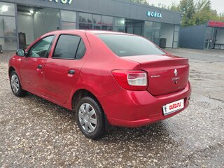 2014 Renault Logan II, красный, 300000 рублей, вид 4