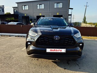 2022 Toyota Highlander IV (XU70), чёрный, 5350000 рублей, вид 2