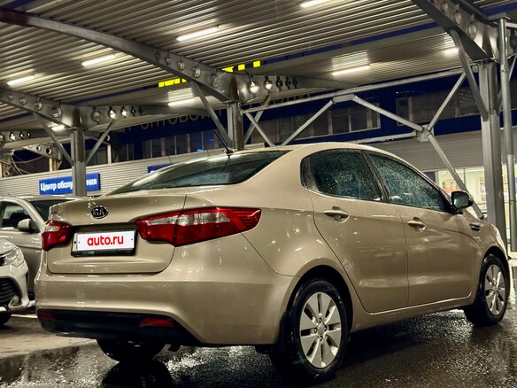 2012 Kia Rio 4-speed III, бежевый - вид 5