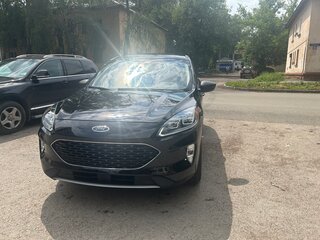 2022 Ford Escape IV, чёрный, 1750000 рублей, вид 2