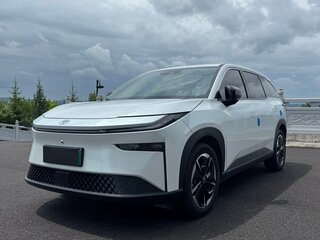 2025 Toyota bZ3X 50 kWh, белый, 2500000 рублей, вид 2