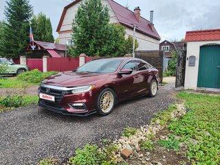 2019 Honda Insight III, красный, 1749000 рублей, вид 1