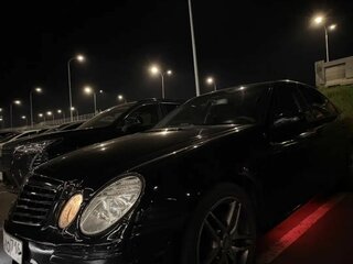 2003 Mercedes-Benz E-Класс 220 III (W211, S211), чёрный, 420000 рублей, вид 1
