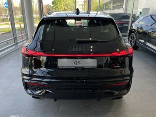 2026 Audi Q5 45 TFSI III (GU), серый, 9200000 рублей, вид 5
