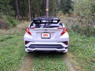 2022 Toyota C-HR I Рестайлинг, белый, 2490000 рублей, вид 4