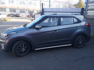 2017 Hyundai Creta I, серый, 1820000 рублей, вид 4
