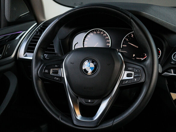 2019 BMW X3 20i xDrive III (G01), белый, 2595000 рублей - вид 10