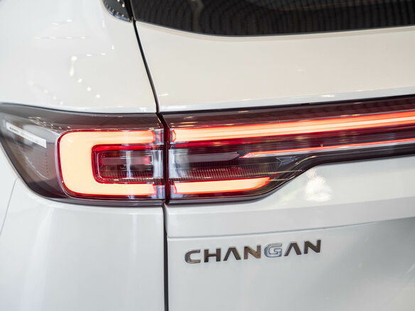 2026 Changan UNI-S I Рестайлинг, белый, 3079900 рублей - вид 29