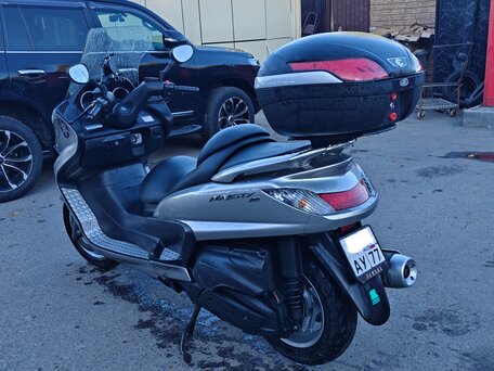 2006 Yamaha Majesty 400, серебристый, 300000 рублей, вид 3