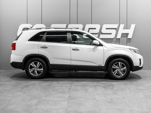 2015 Kia Sorento II Рестайлинг, белый, 1639000 рублей - вид 4