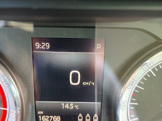 2020 Skoda Karoq I, белый, 1900000 рублей, вид 4