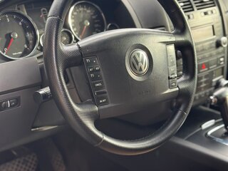 2008 Volkswagen Touareg I Рестайлинг, синий, 850000 рублей, вид 5