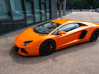 2013 Lamborghini Aventador LP700-4 I, оранжевый, 21000000 рублей, вид 5