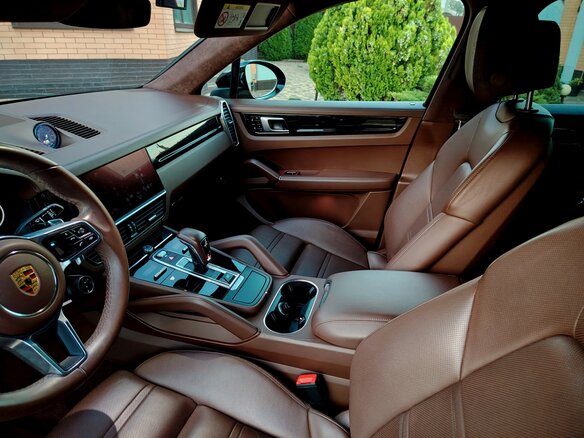 2021 Porsche Cayenne Coupé III, серый, 9250000 рублей - вид 24