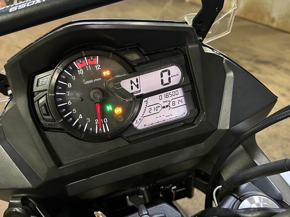 2019 Suzuki V-Strom DL 650, белый, 840000 рублей - вид 9