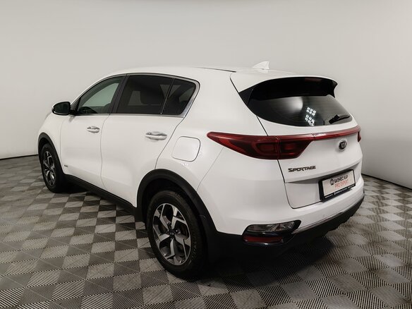 2018 Kia Sportage IV Рестайлинг, белый, 1899000 рублей - вид 6