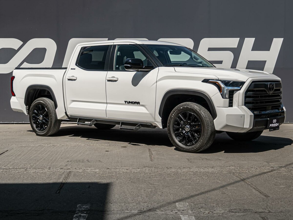 Открыть фотографии: Toyota Tundra III