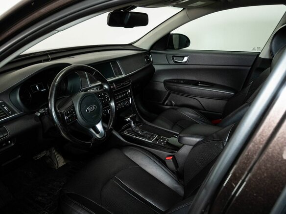 2017 Kia Optima IV, коричневый, 1759000 рублей - вид 4