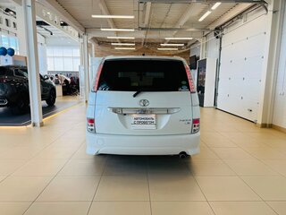 2012 Toyota ISis I Рестайлинг, белый, 1289000 рублей, вид 5