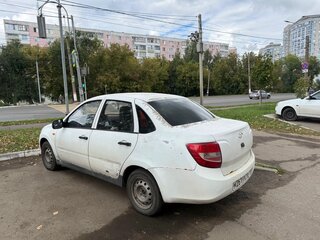 2012 Lada (ВАЗ) Granta I, белый, 130000 рублей, вид 4