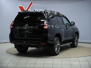 2020 Toyota Land Cruiser Prado 150 Series Рестайлинг 3, чёрный, 5290000 рублей, вид 5