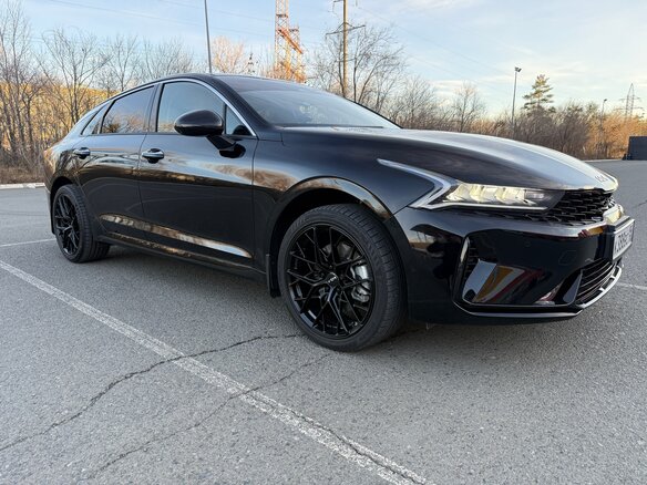 2024 Kia K5 III, чёрный, 3675000 рублей - вид 4