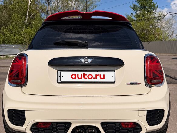 2016 Mini Hatch JCW III (F55/F56), белый, 2200000 рублей - вид 4