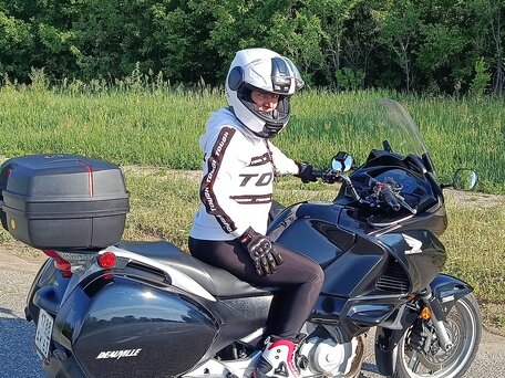 2011 Honda NT700V Deauville, чёрный, 710000 рублей, вид 1