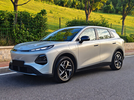 2026 Changan Qiyuan Q05 40.3 kWh II, серебристый, 1925000 рублей, вид 2